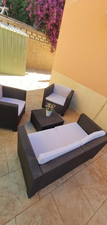 Aisha House Villa Relleu Luaran gambar